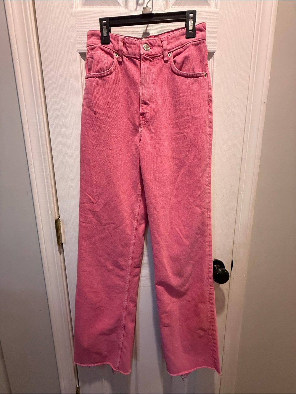 Zara High-Waisted Wide-Leg Jeans Straight Leg Jeans in Pink Size 2